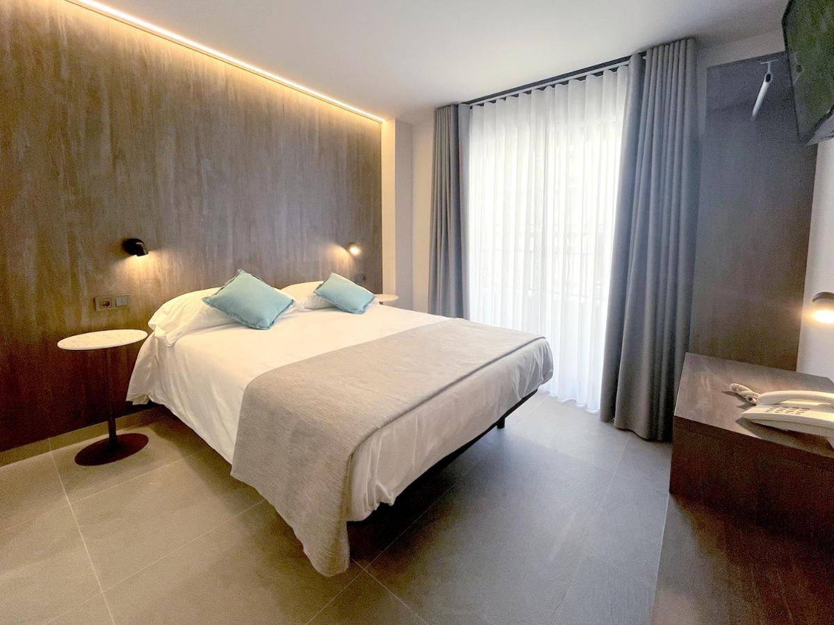 Hotel Quatre Llunes Санта Пола Екстериор снимка