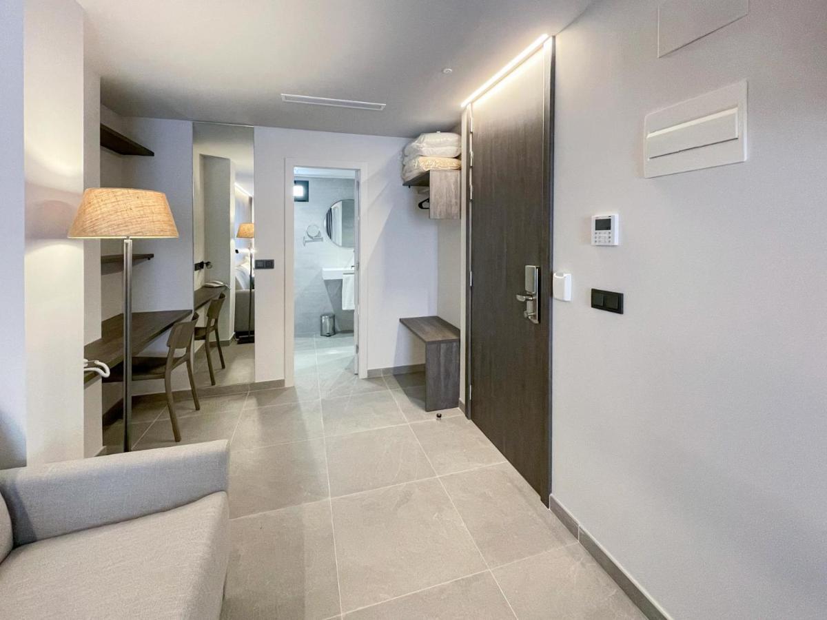 Hotel Quatre Llunes Санта Пола Екстериор снимка