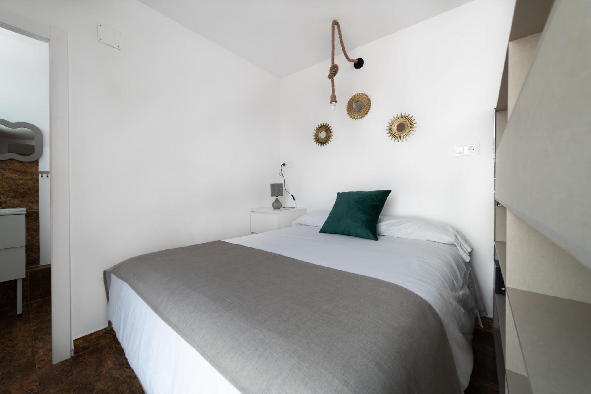 Hotel Quatre Llunes Санта Пола Екстериор снимка